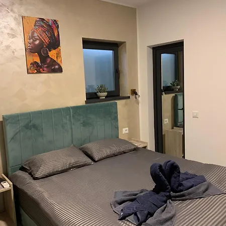 בית הארחה Paravanhouse *