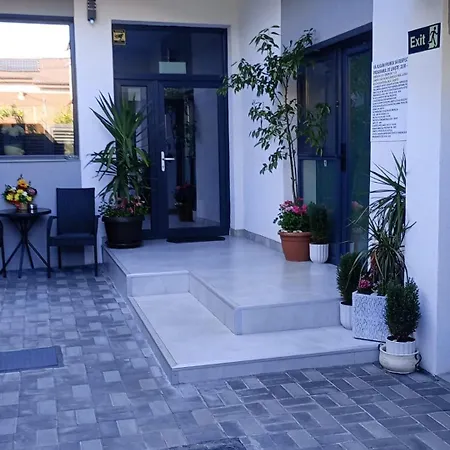 Pensiune Paravanhouse Constanţa